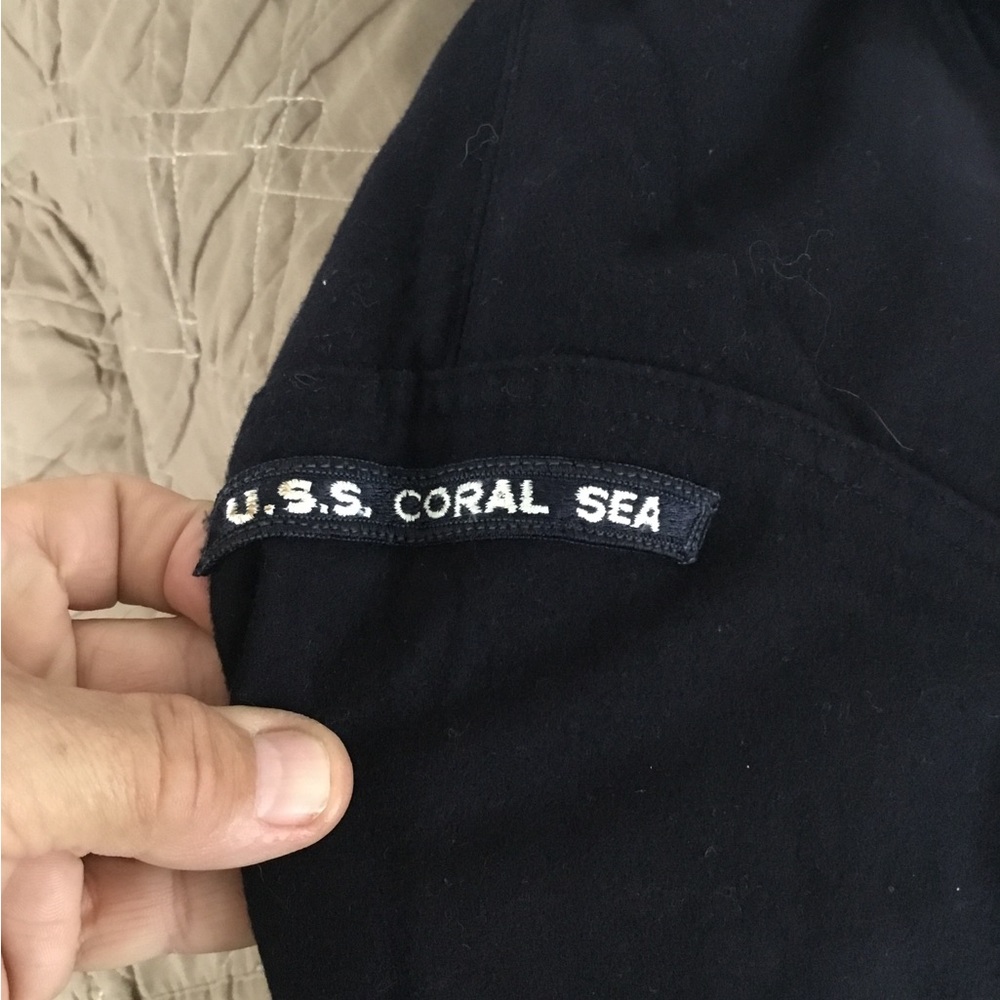 2 vintage US navy jumpers from the uss coral sea - Picture 7 of 13
